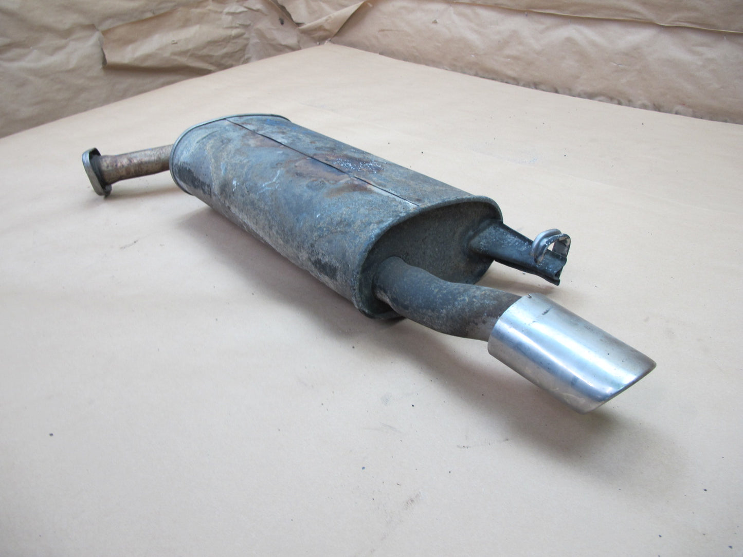 90-94 Lexus LS400 UCF10 Rear Right Exhaust Muffler OEM