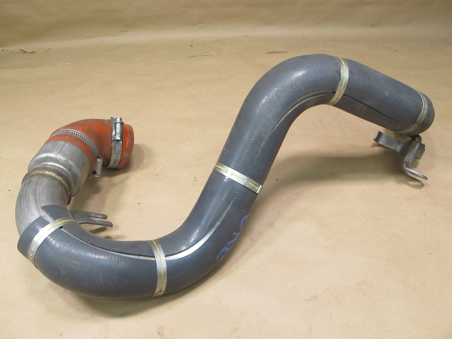 12-13 Range Rover Evoque L538 2.0L Air Turbo Intercooler Hose Pipe Tube OEM