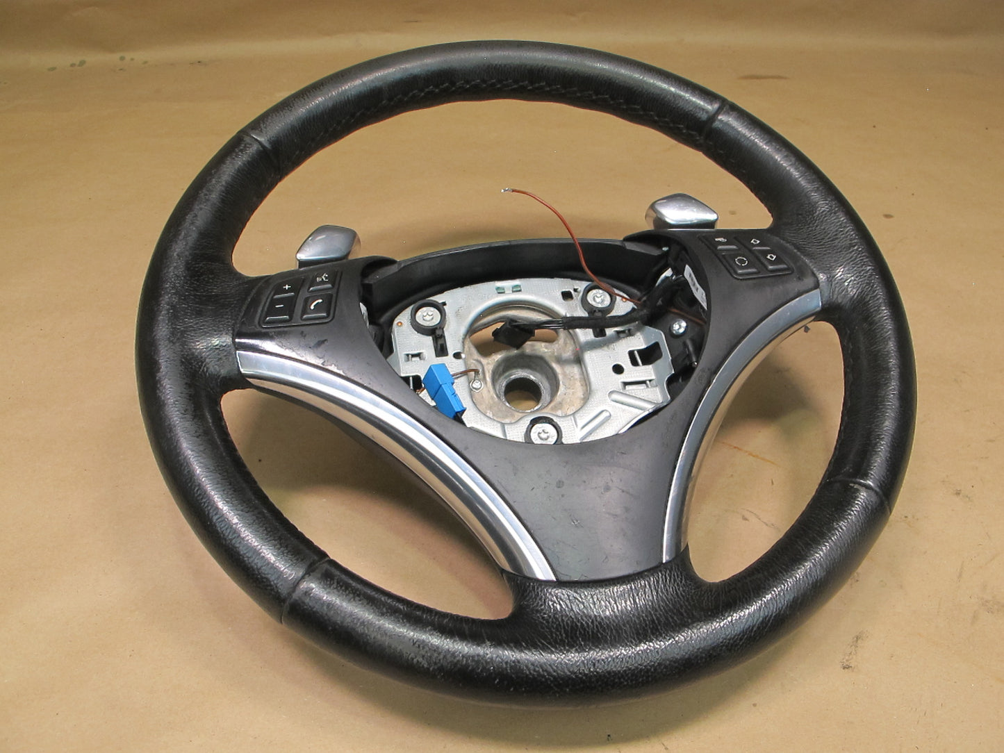 09-13 BMW E90 E91 E92 E93 AT Sport Leather Steering w Controls & Paddles OEM