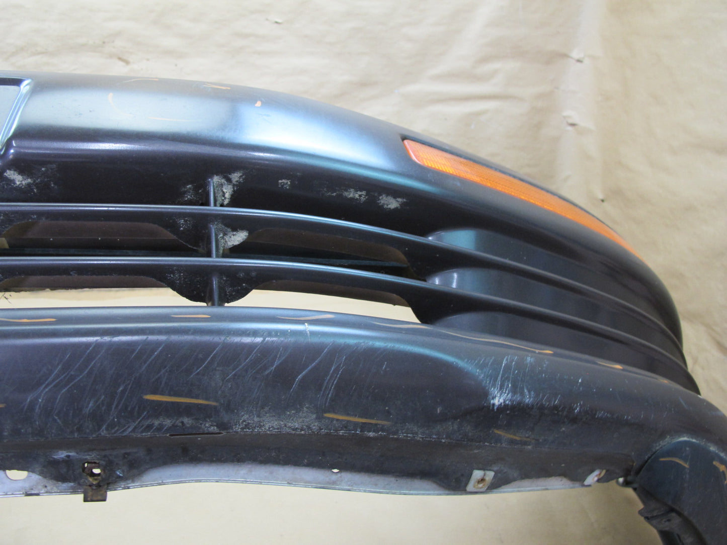 90-94 Lexus UCF10 LS400 Front Bumper Cover w Marker Lights OEM