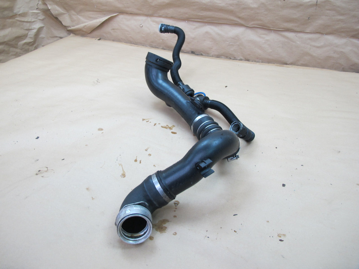 07-10 BMW E90 E92 E93 335i 335Xi Air Intake Induction Hose Pipe 7556554 OE