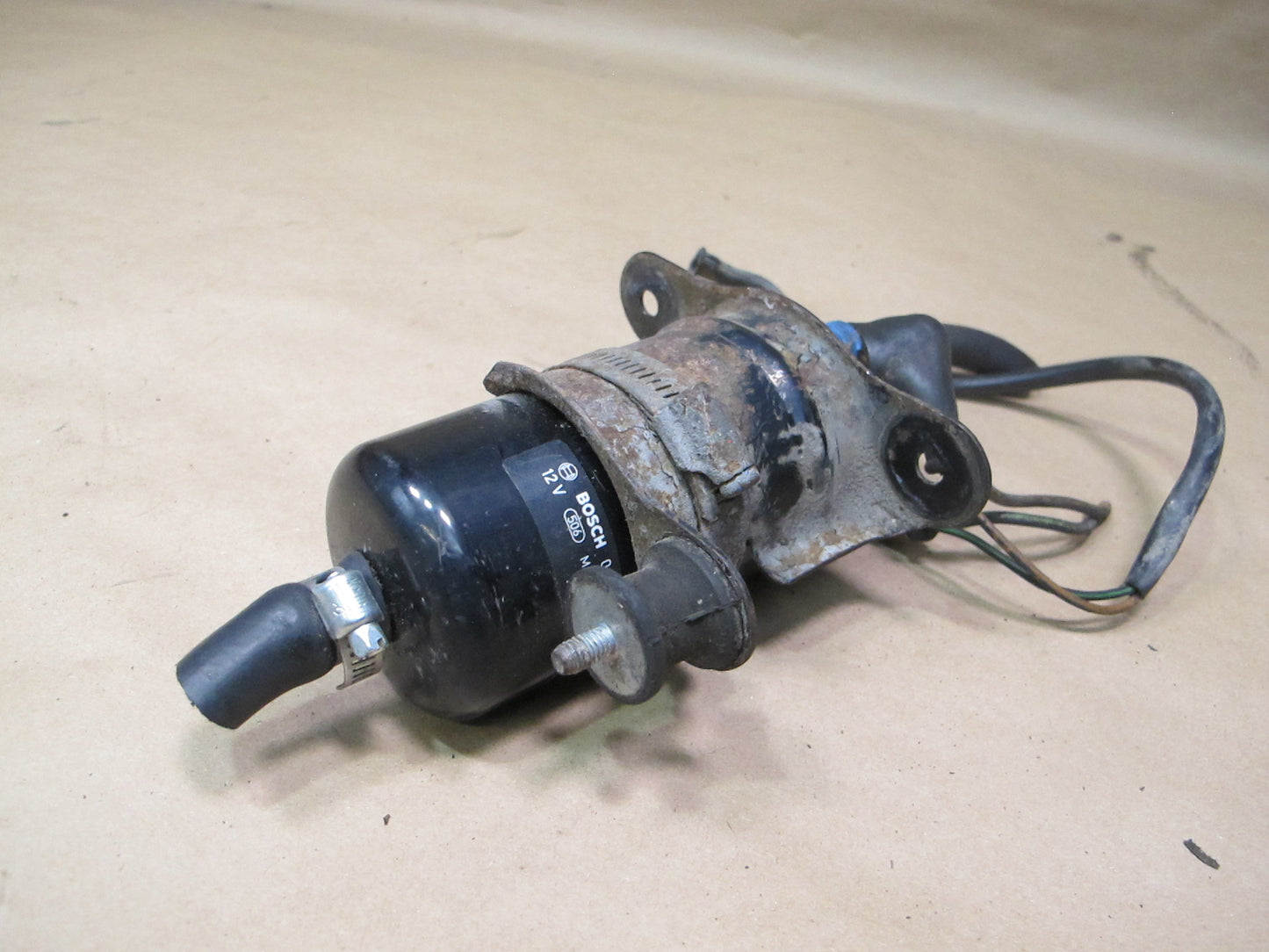 1982 Porsche 924 NON Turbo Engine Fuel Pump 91160810202 OEM