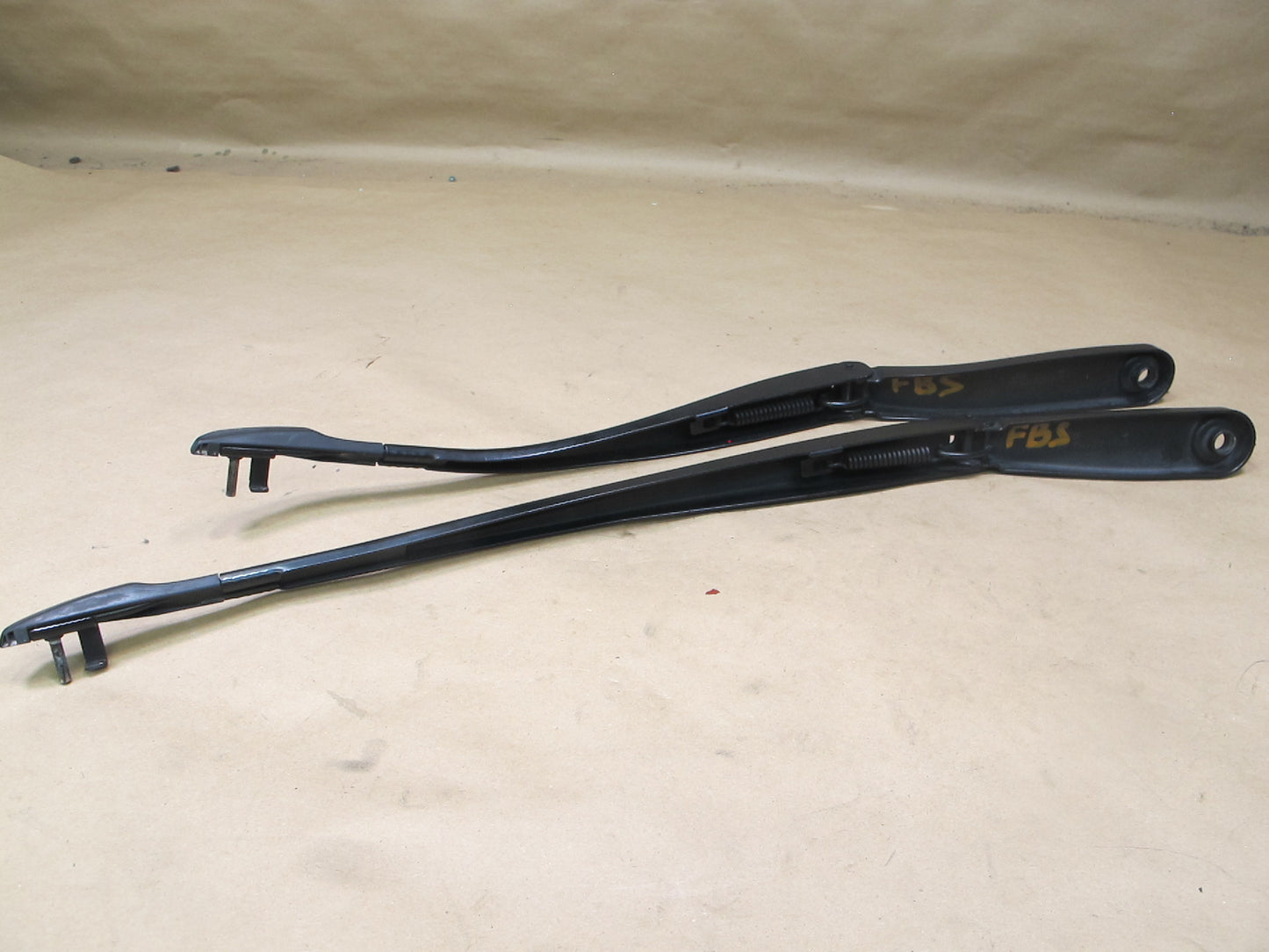 12-15 BMW F06 F12 F13 Front Left & Right Side Windshield Wiper Arm Set OEM