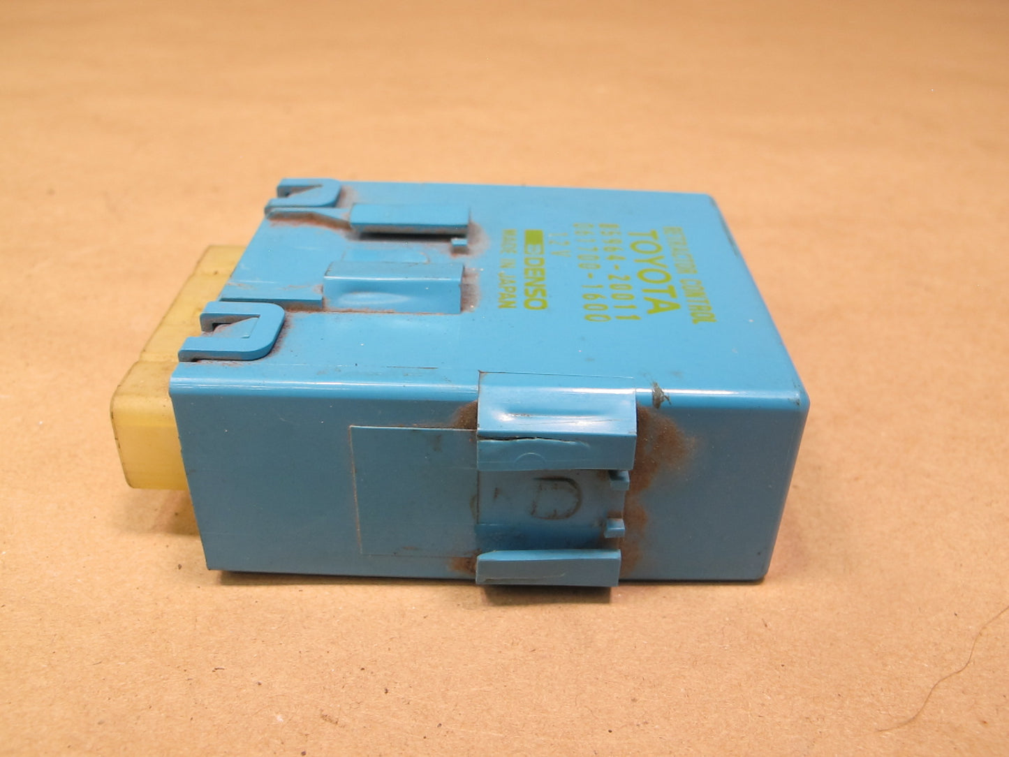 86-88 Toyota Supra MK3 Retractor Relay 85964-20011 OEM