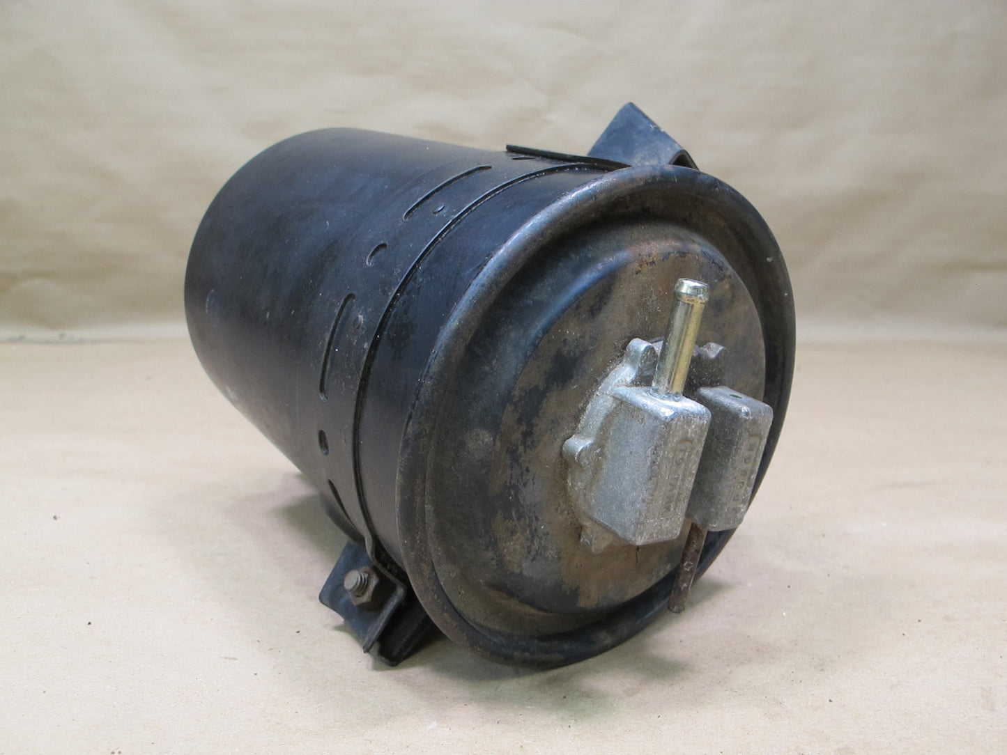 86-92 Toyota Supra MK3 Fuel Evap Vapor Charcoal Canister 77740-14410 OEM