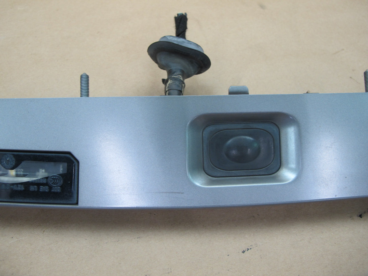 12-15 Range Rover Evoque L538 Rear Liftgate Handle License Light w Camera OEM