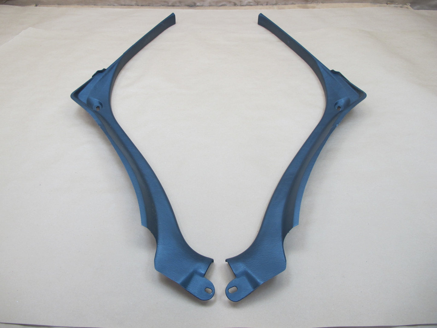 92-96 Lexus ES300 VCV10 Rear Left & Right Lower Quarter Trim Cover Blue Set OEM