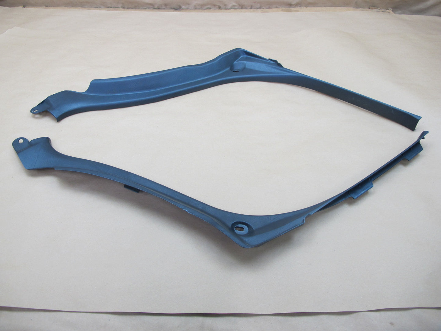 92-96 Lexus ES300 VCV10 Rear Left & Right Lower Quarter Trim Cover Blue Set OEM