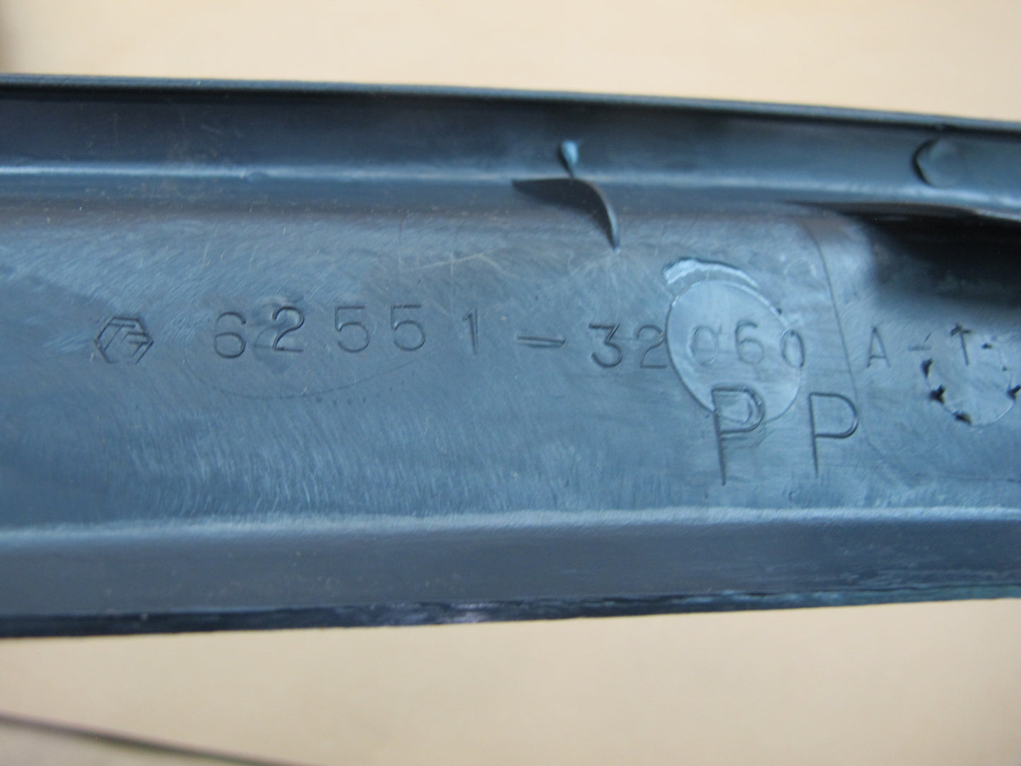 92-96 Lexus ES300 VCV10 Rear Left & Right Lower Quarter Trim Cover Blue Set OEM