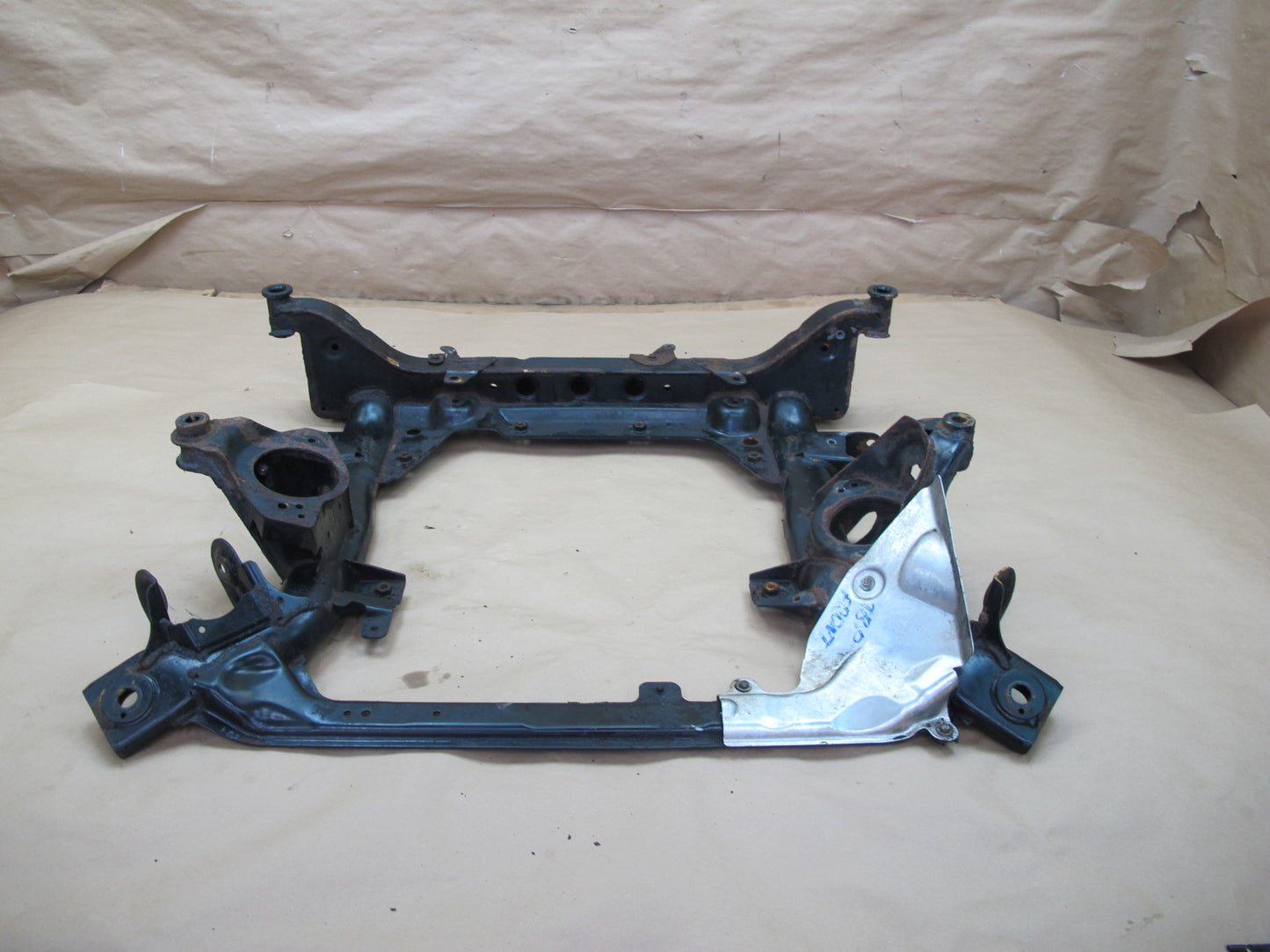 07-11 BMW E90 E91 E92 AWD Front Axle Support Crossmember Cradle 6776763 OEM