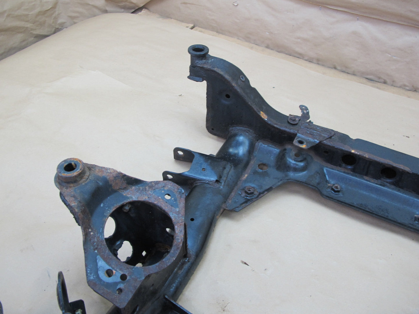 07-11 BMW E90 E91 E92 AWD Front Axle Support Crossmember Cradle 6776763 OEM