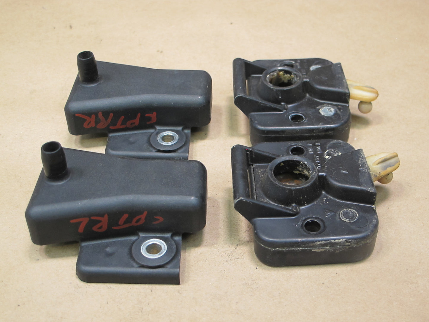 77-82 Porsche 924 Set of 4 Rear Tailgate Boot Latch Catch Release Lock Set OEM