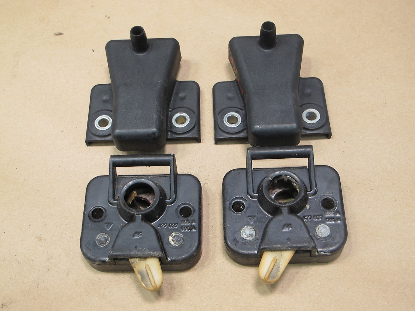 77-82 Porsche 924 Set of 4 Rear Tailgate Boot Latch Catch Release Lock Set OEM