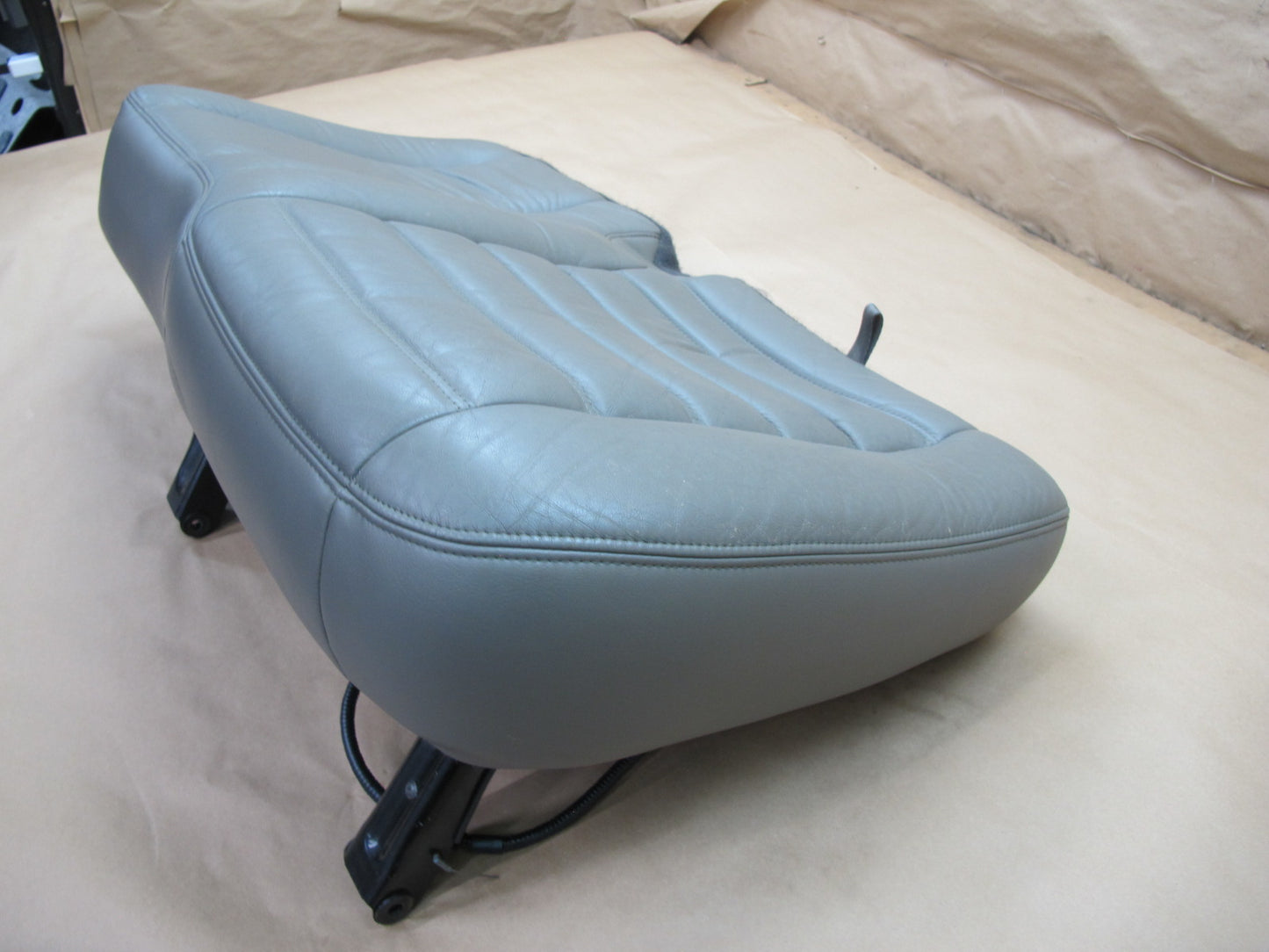 2003-2007 Hummer H2 Rear 2ND ROW Left Driver Side Seat Lower Cushion Leather