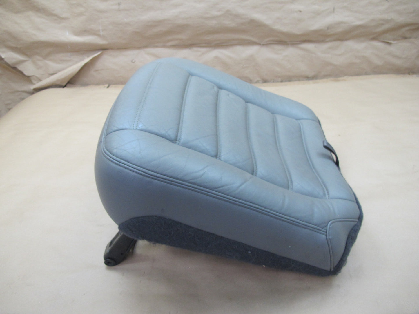 2003-2007 Hummer H2 Rear 2ND ROW Right Pass Side Seat Lower Cushion Leather