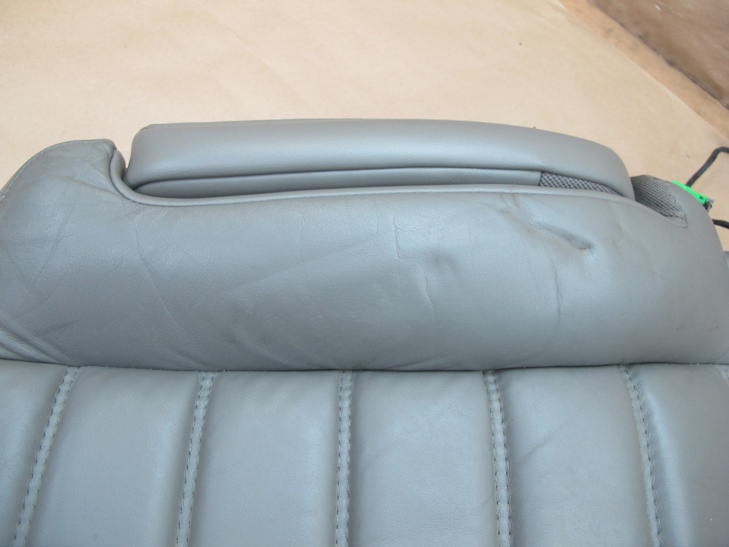 2003-2007 Hummer H2 Front Right Pass Side Seat Upper Cushion Leather