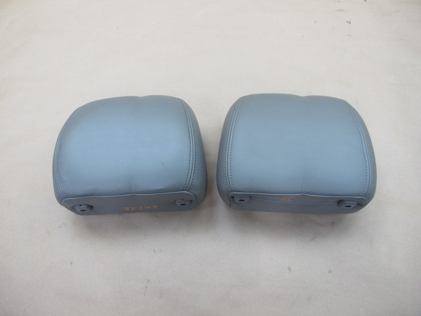 2003-2009 Hummer H2 Rear Right & Left Side Seat Headrest Leather Set