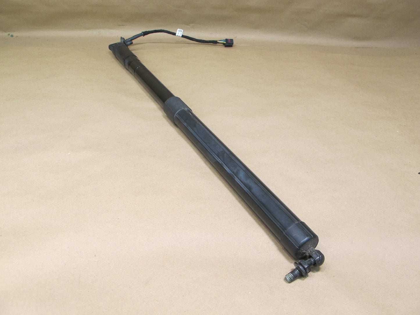 12-19 Range Evoque L538 Rear Left & Right Tailgate Lid Power Shock Strut OEM