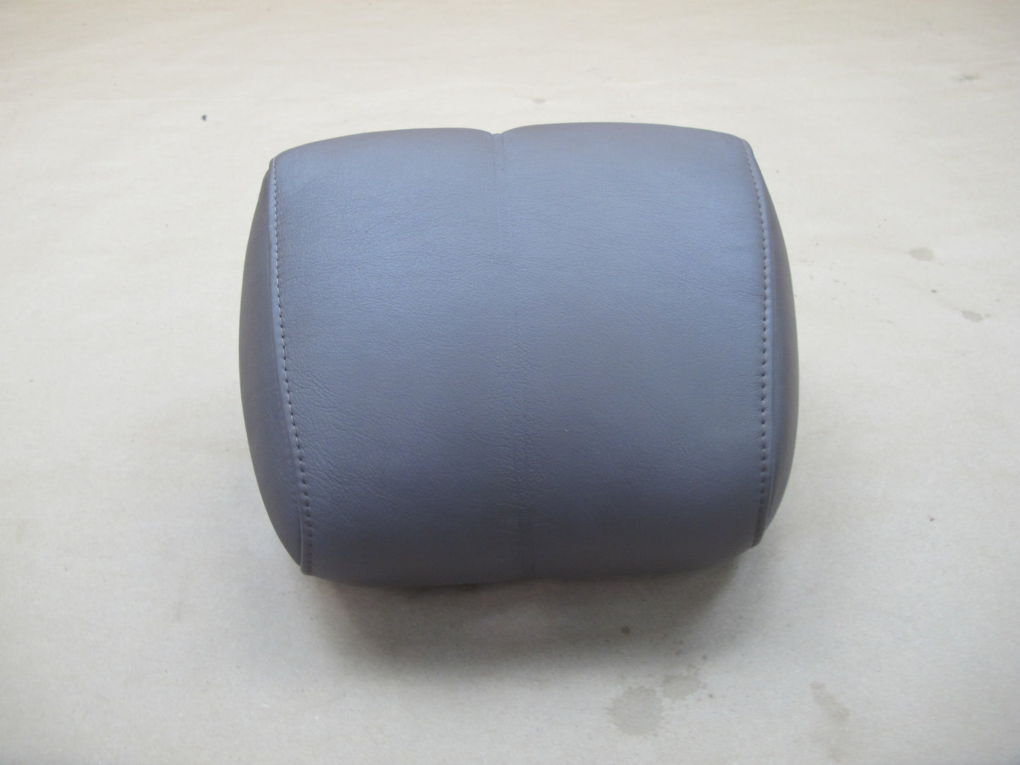 90-94 Lexus UCF10 LS400 Set of 2 Front Left & Right Leather Headrest OEM