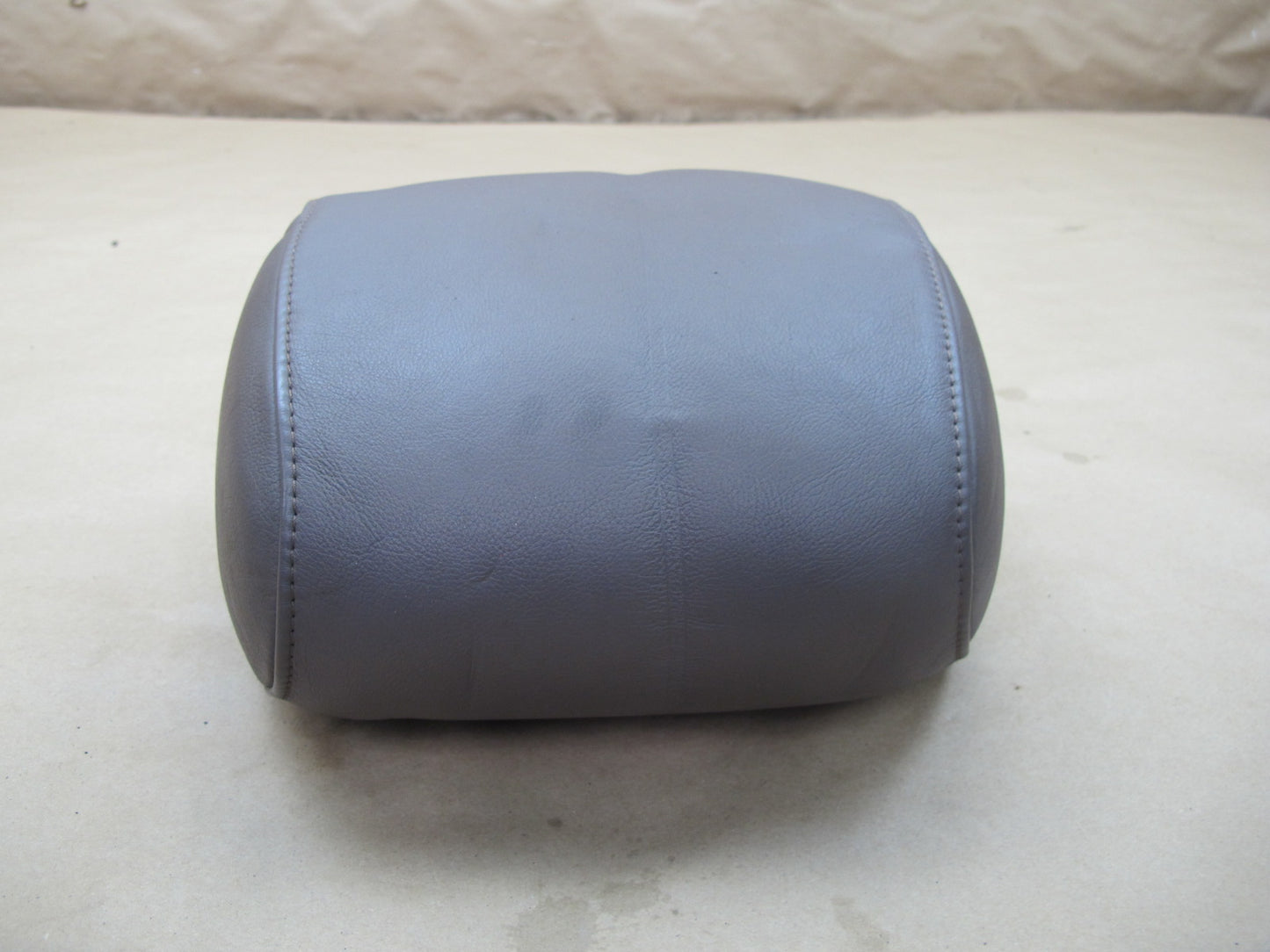 90-94 Lexus UCF10 LS400 Set of 2 Front Left & Right Leather Headrest OEM