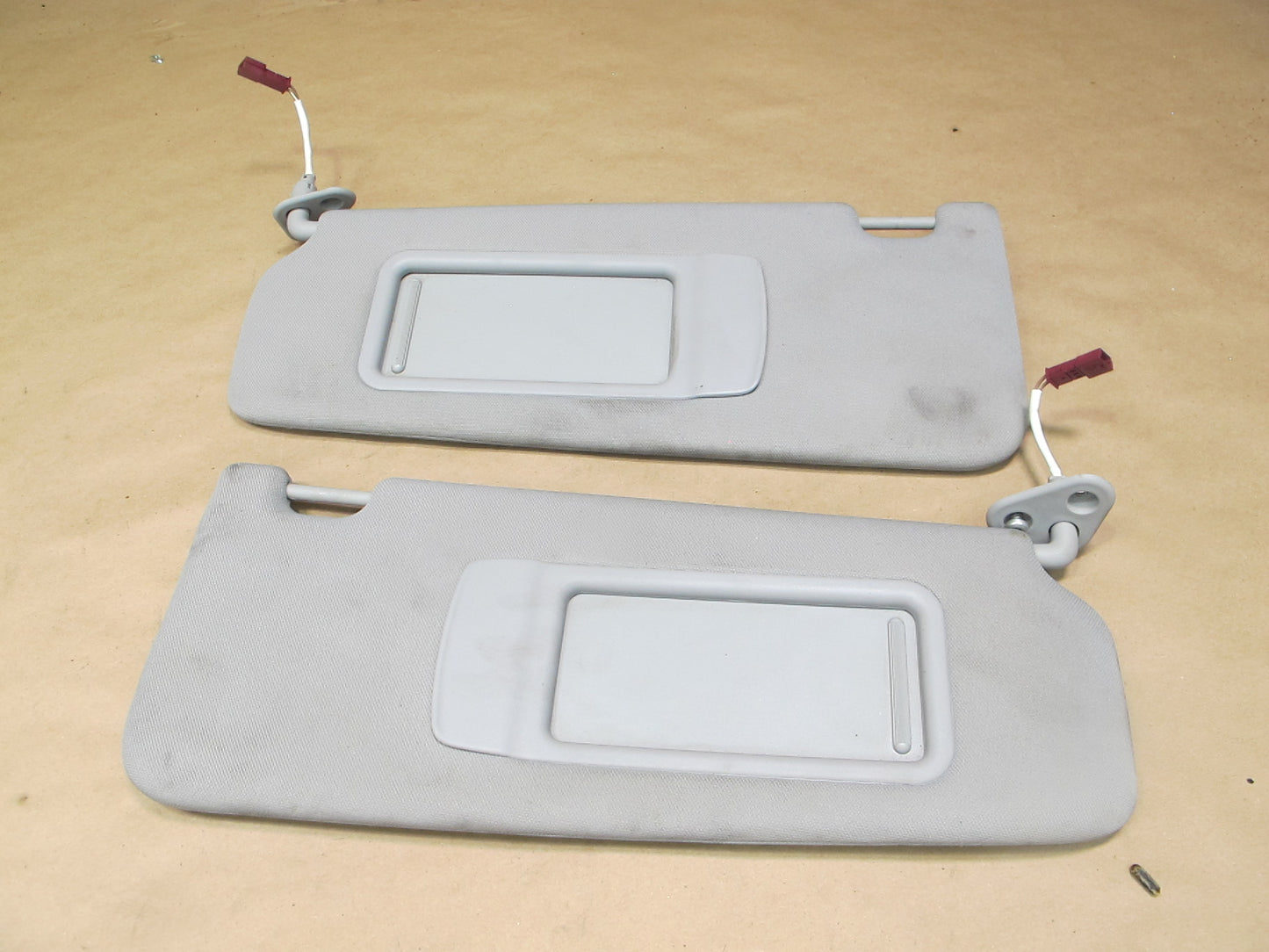 07-13 BMW E92 3-SERIES Coupe Set of 2 Front Left & Right Sun Visor Gray OEM