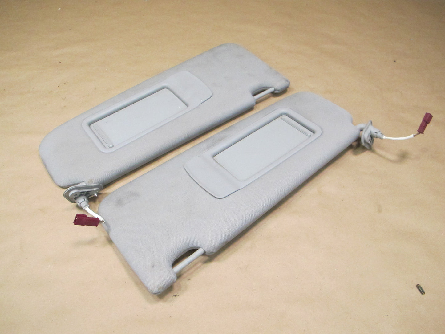 07-13 BMW E92 3-SERIES Coupe Set of 2 Front Left & Right Sun Visor Gray OEM