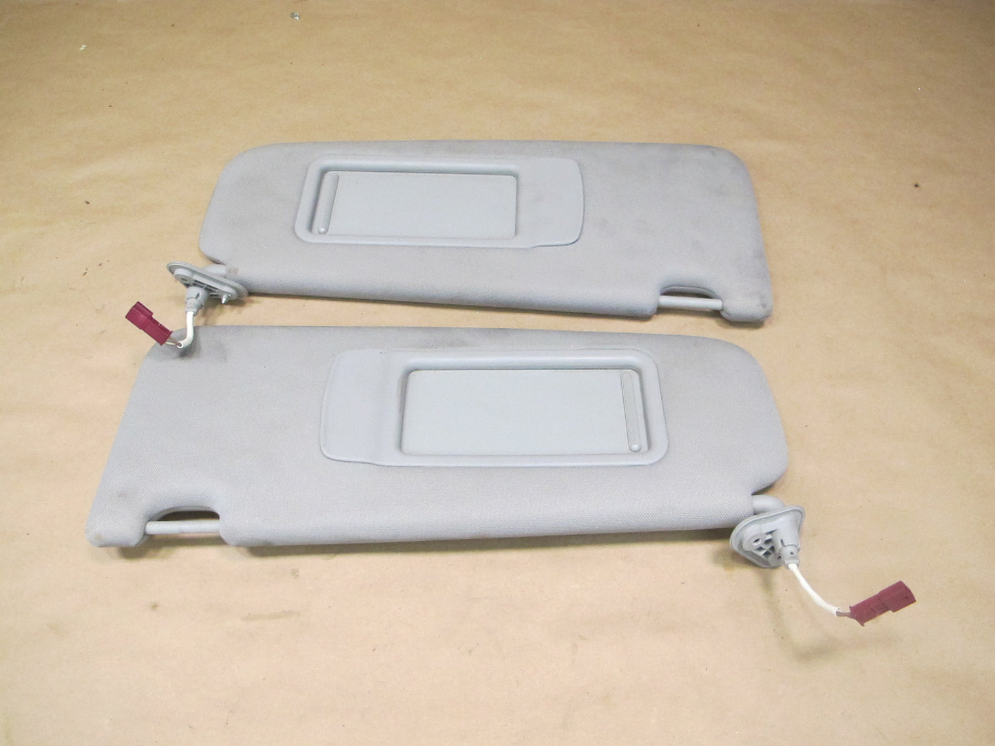 07-13 BMW E92 3-SERIES Coupe Set of 2 Front Left & Right Sun Visor Gray OEM