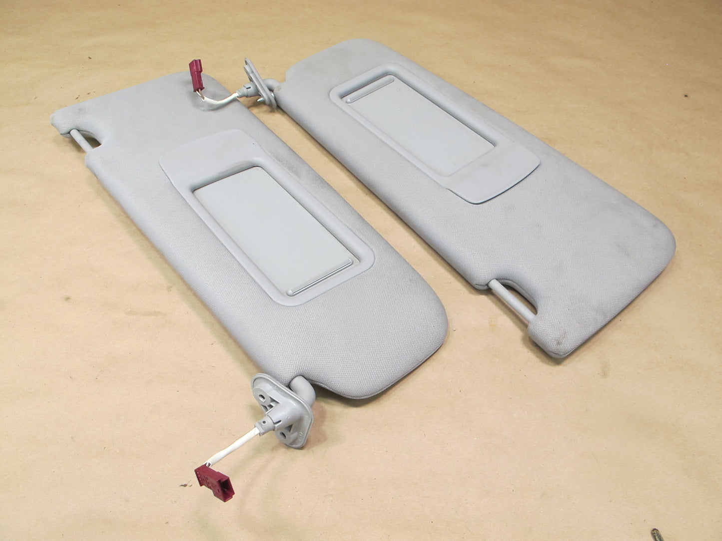 07-13 BMW E92 3-SERIES Coupe Set of 2 Front Left & Right Sun Visor Gray OEM