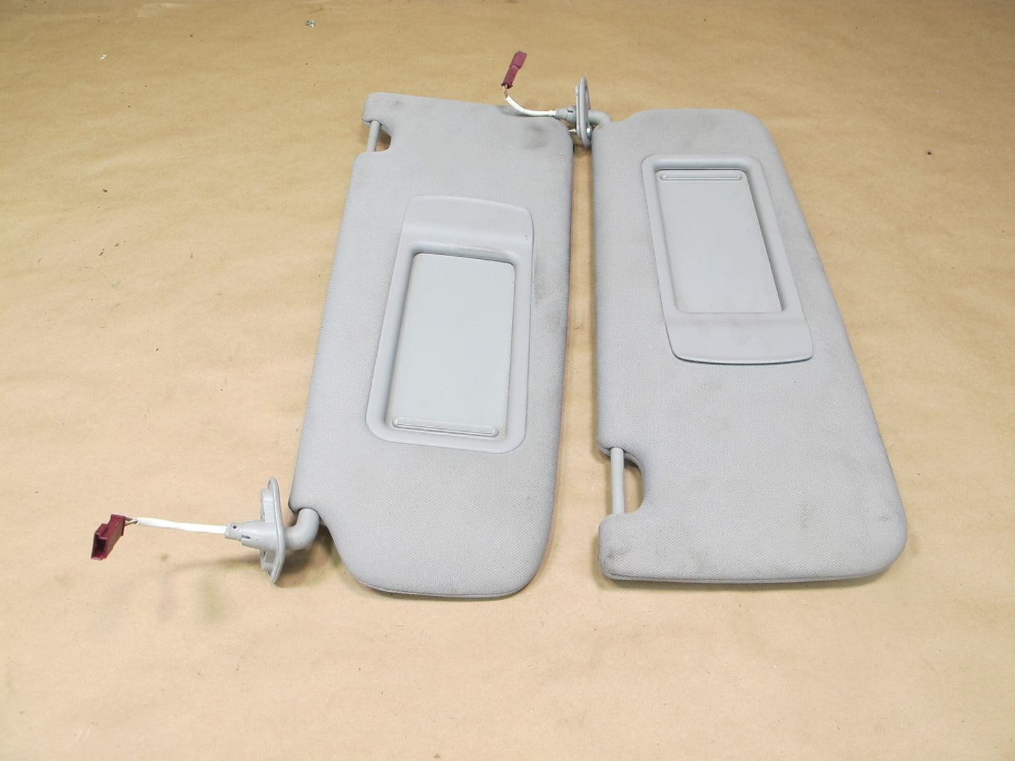 07-13 BMW E92 3-SERIES Coupe Set of 2 Front Left & Right Sun Visor Gray OEM