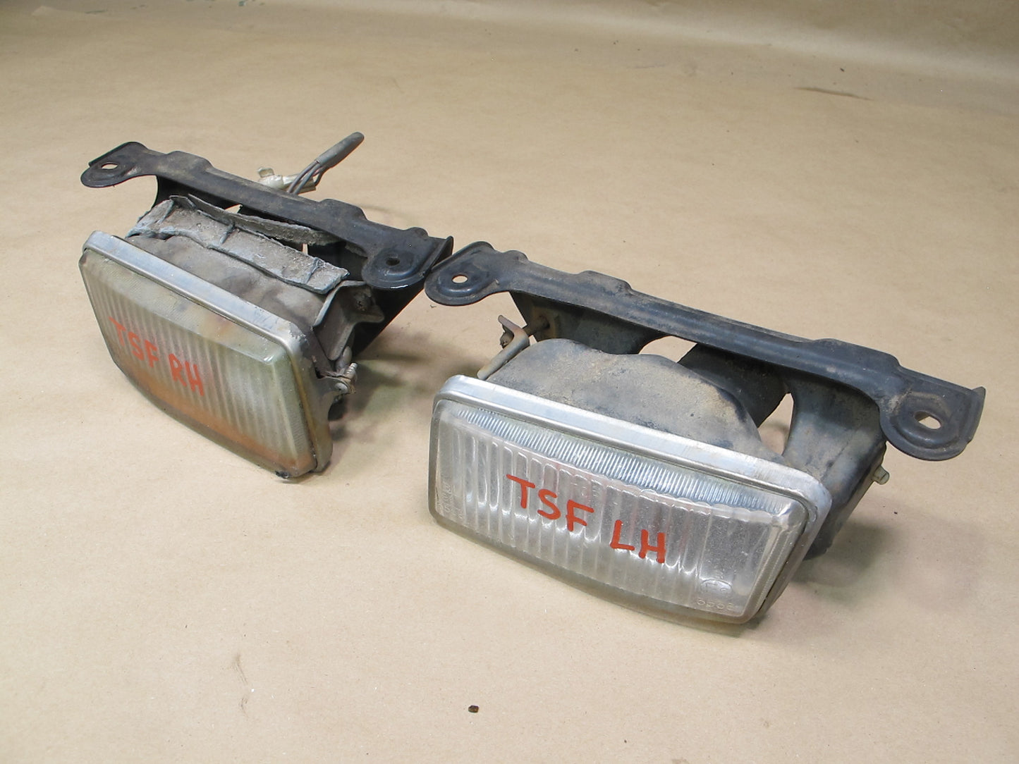 86-88 Toyota Supra MK3 Front Left & Right Fog Light Lamp & Bracket Set OEM