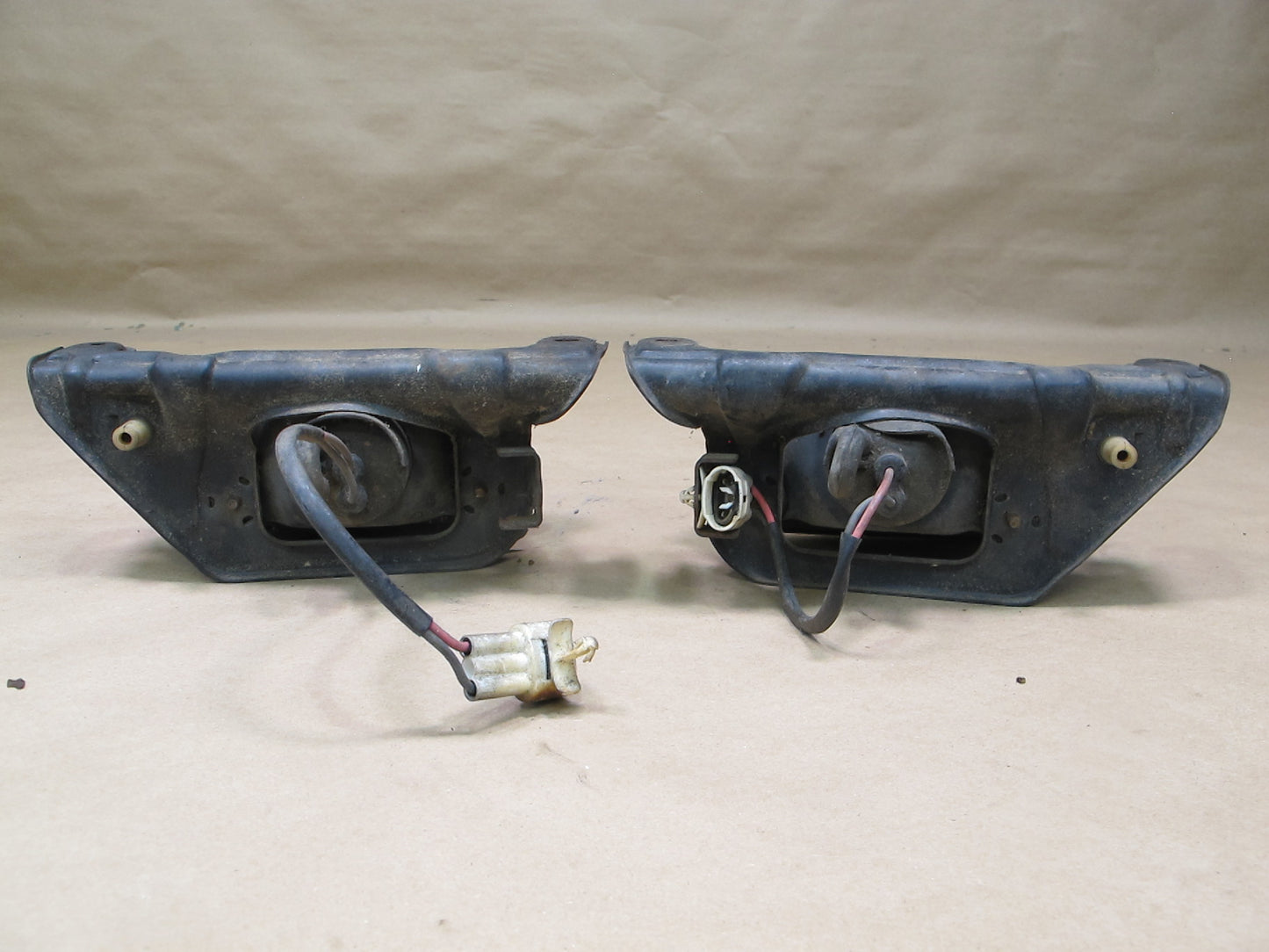 86-88 Toyota Supra MK3 Front Left & Right Fog Light Lamp & Bracket Set OEM