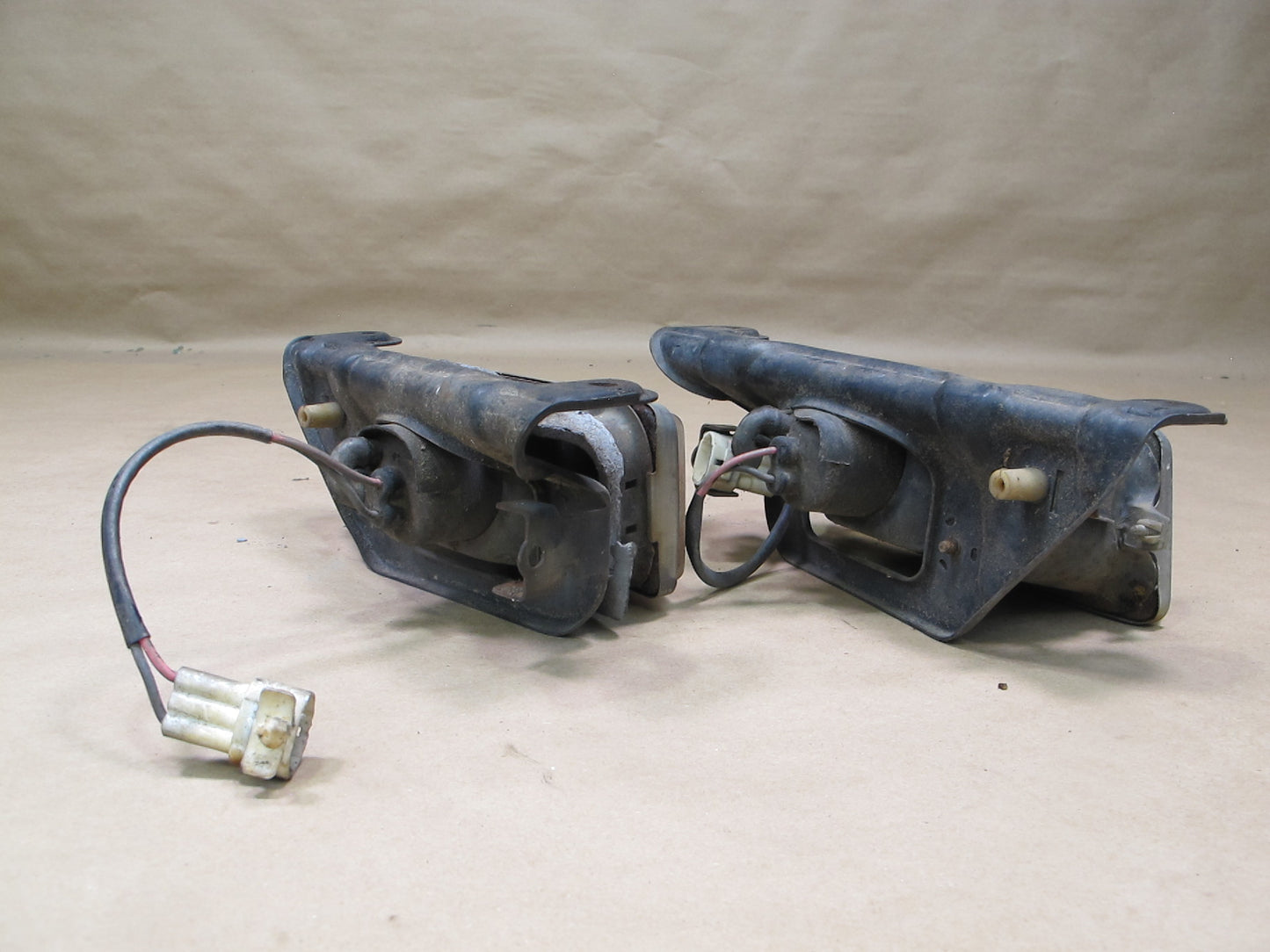 86-88 Toyota Supra MK3 Front Left & Right Fog Light Lamp & Bracket Set OEM