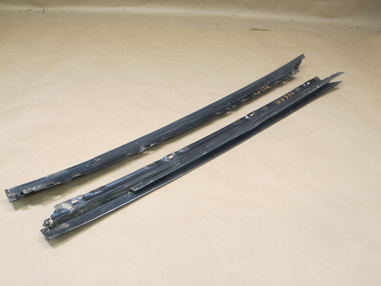 90-94 Lexus UCF10 LS400 Set of 2 Front Left Right Windshield Trim Molding OEM