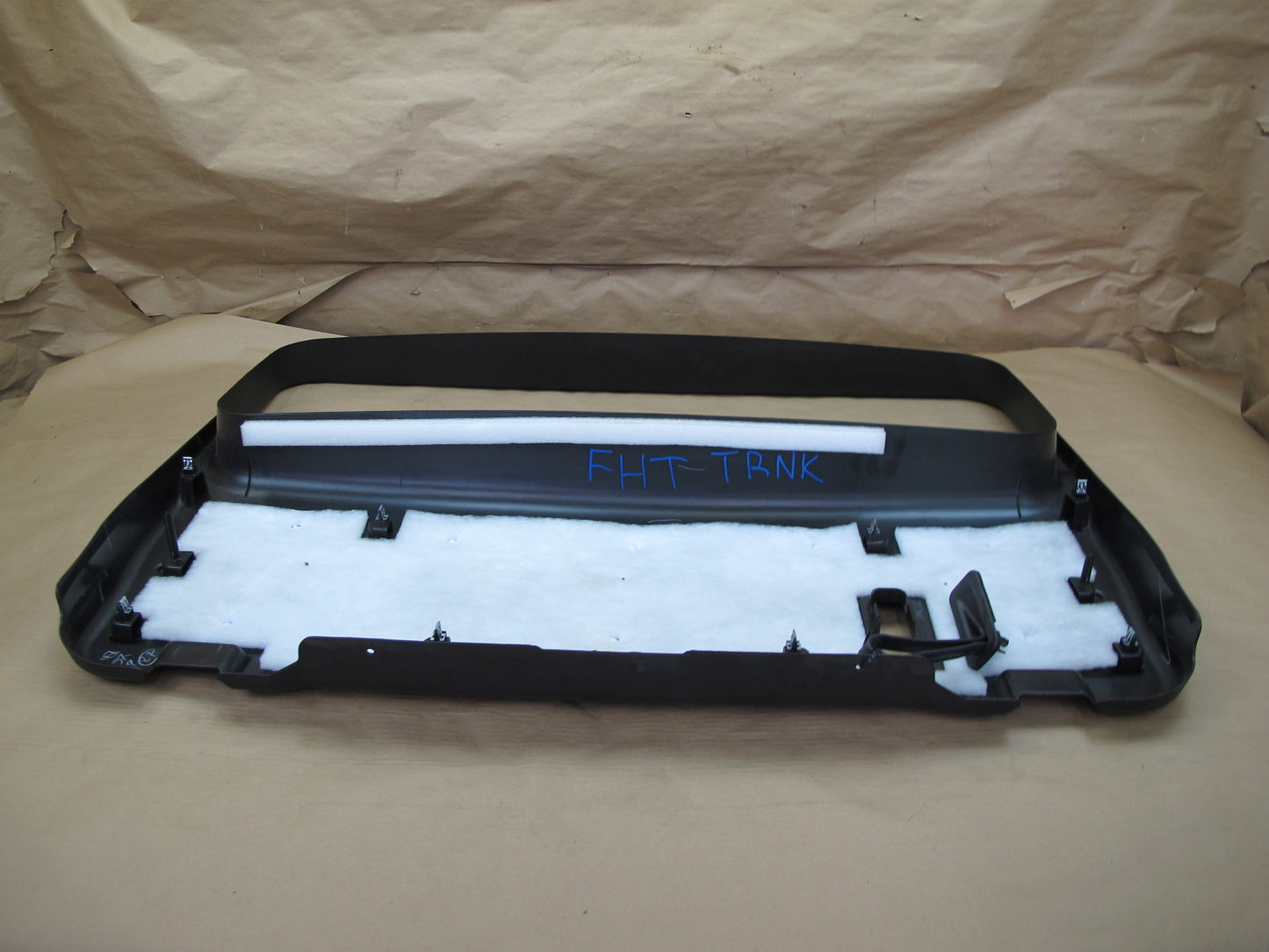 2005-2009 Hummer H2 Rear Trunk Tailgate Trim Cover Panel 10363248