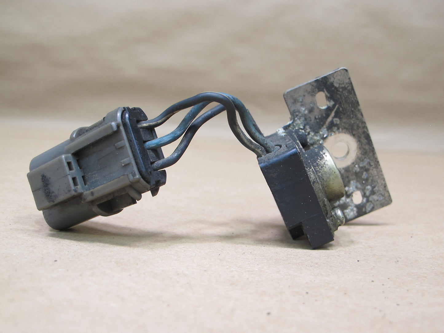 84-86 Nissan Z31 300ZX Ignition Module Transistor OEM