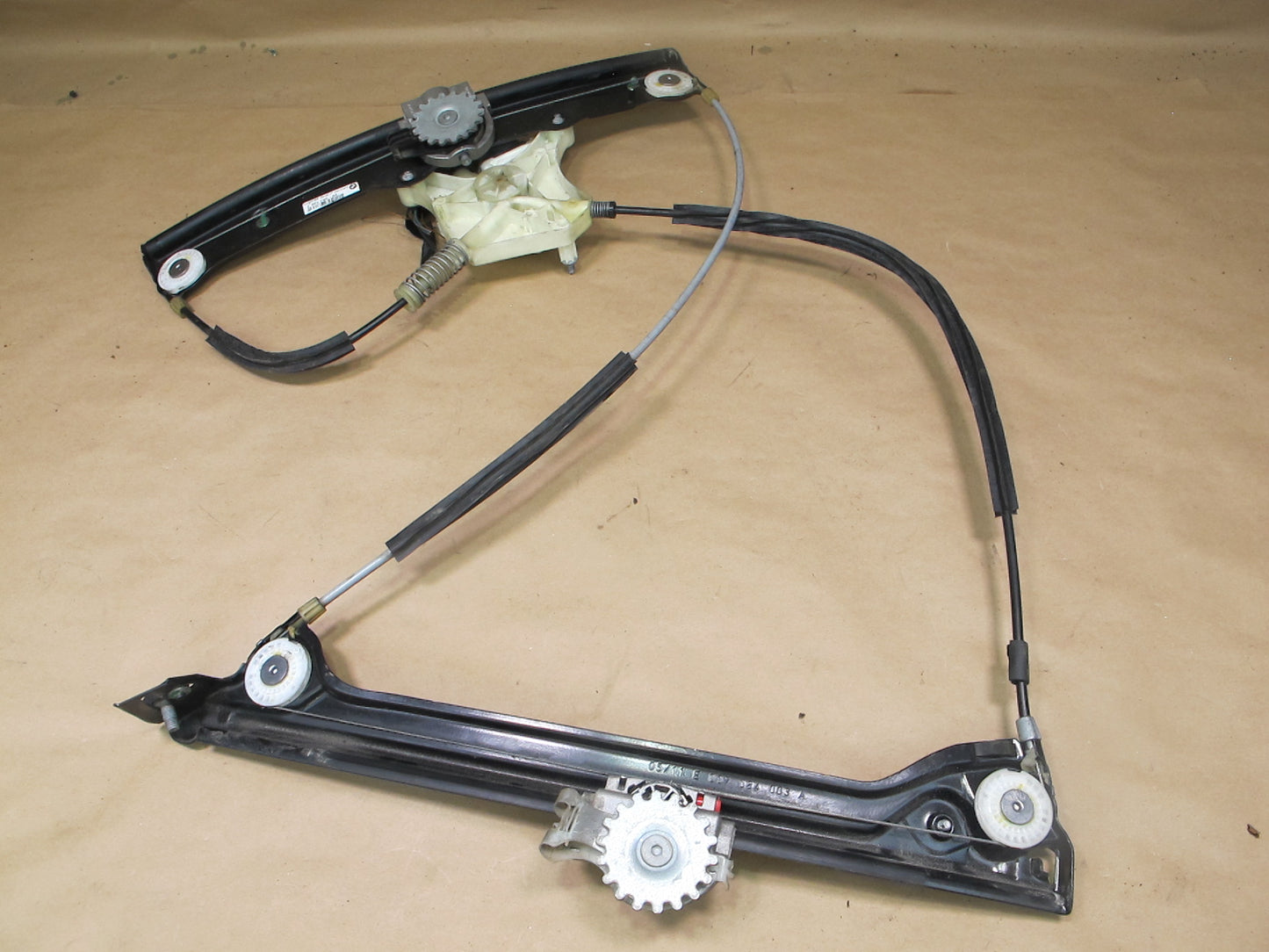 12-18 BMW F12 F13 Left Door Window Regulator w Motor OEM