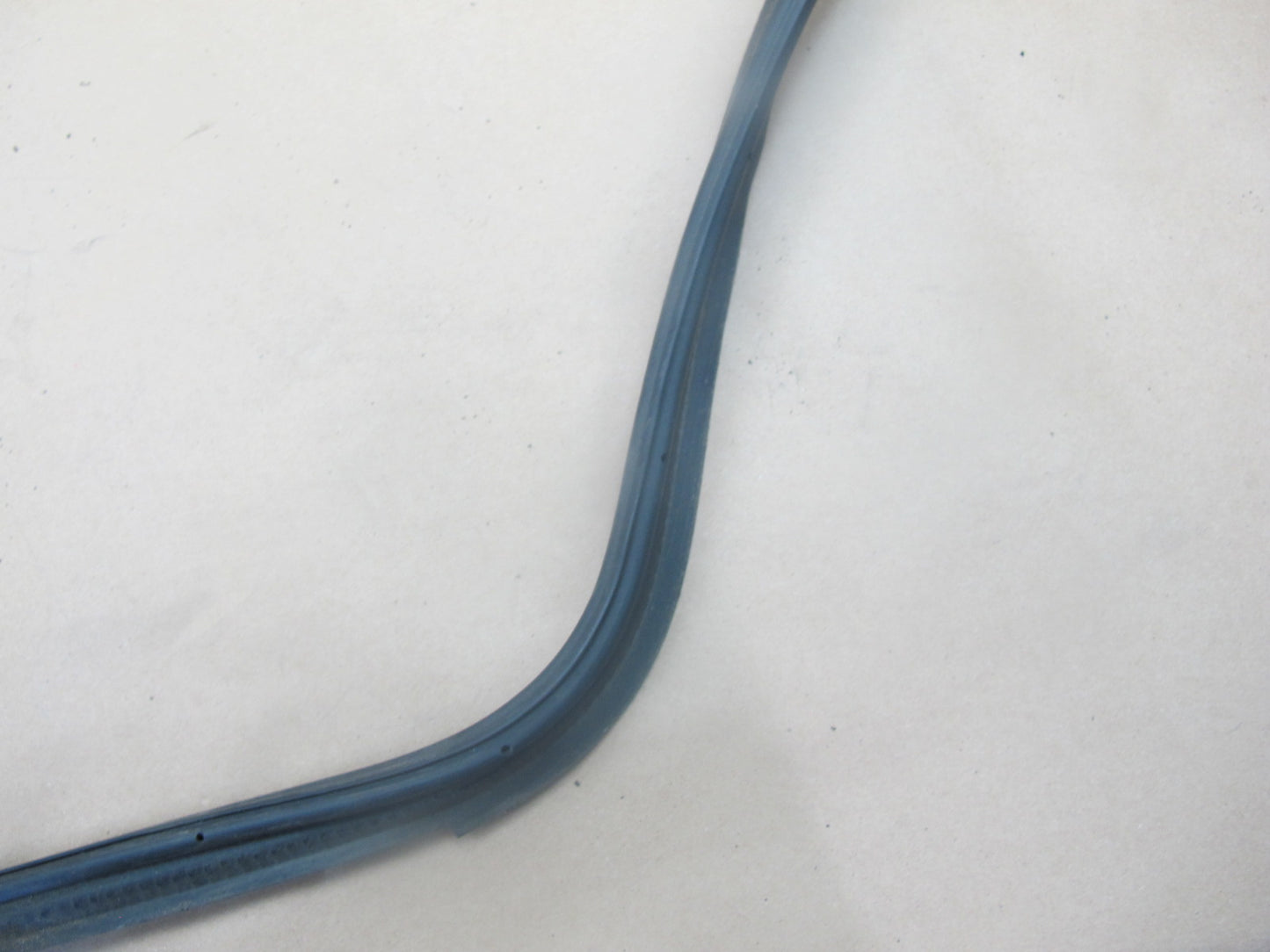 84-86 Nissan Z31 300ZX 2+0 Set of 2 Door Weatherstrip Rubber Seal OEM