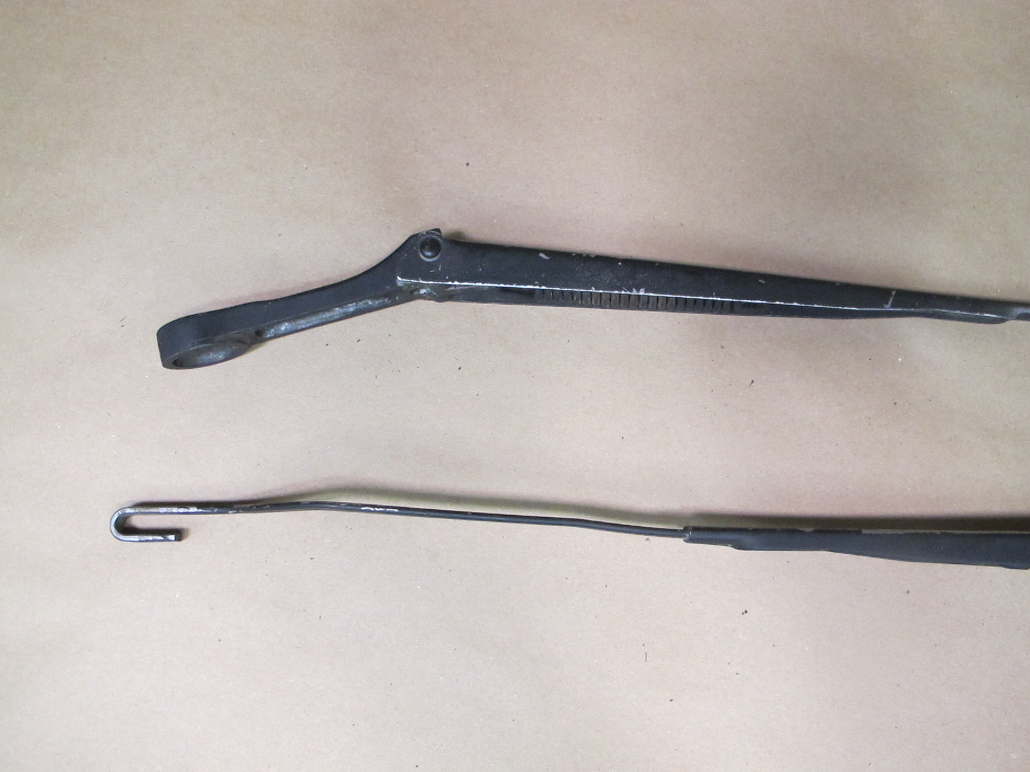 84-86 Nissan Z31 300ZX Set of 2 Front Windshield Left & Right Wiper Arm OEM