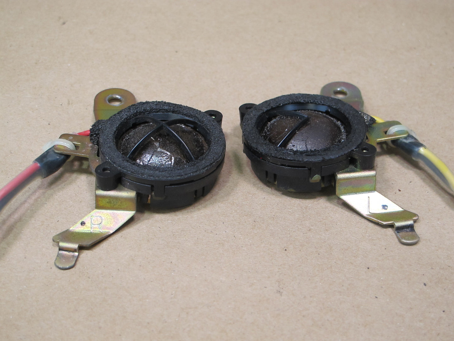 95-00 Lexus UCF20 LS400 Set of 2 Front Left & Right Door Speaker Tweeter OEM