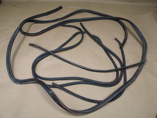 80-82 Porsche 924 Door Trunk Weatherstrip Rubber Seal Gasket Set OEM