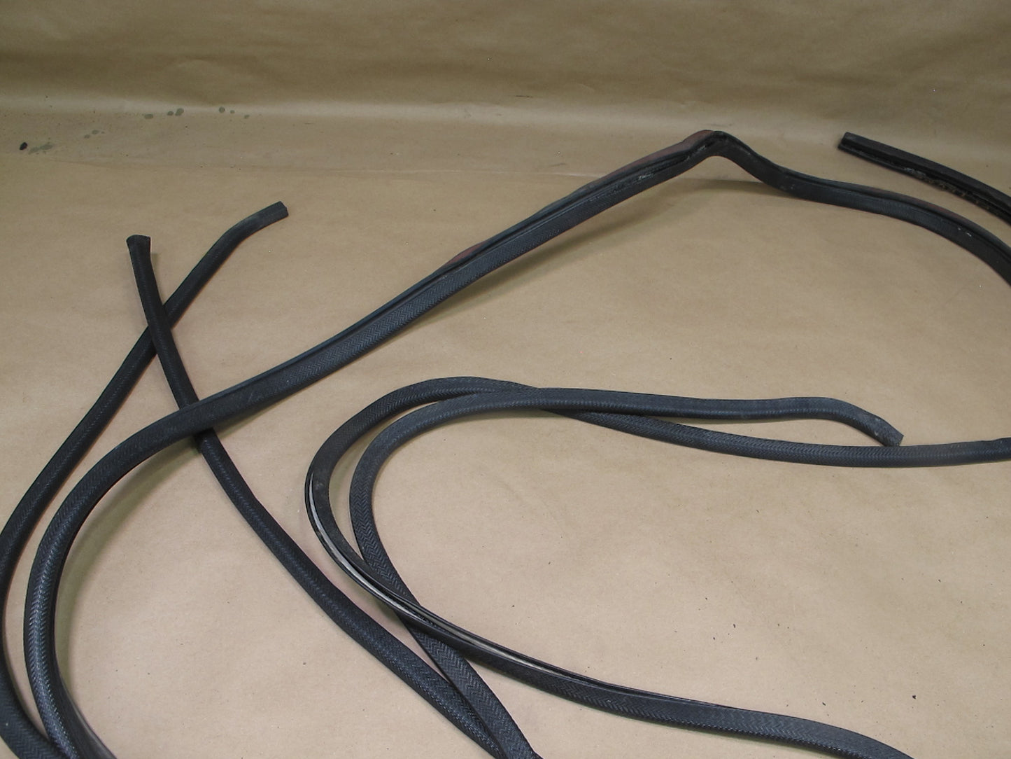 80-82 Porsche 924 Door Trunk Weatherstrip Rubber Seal Gasket Set OEM