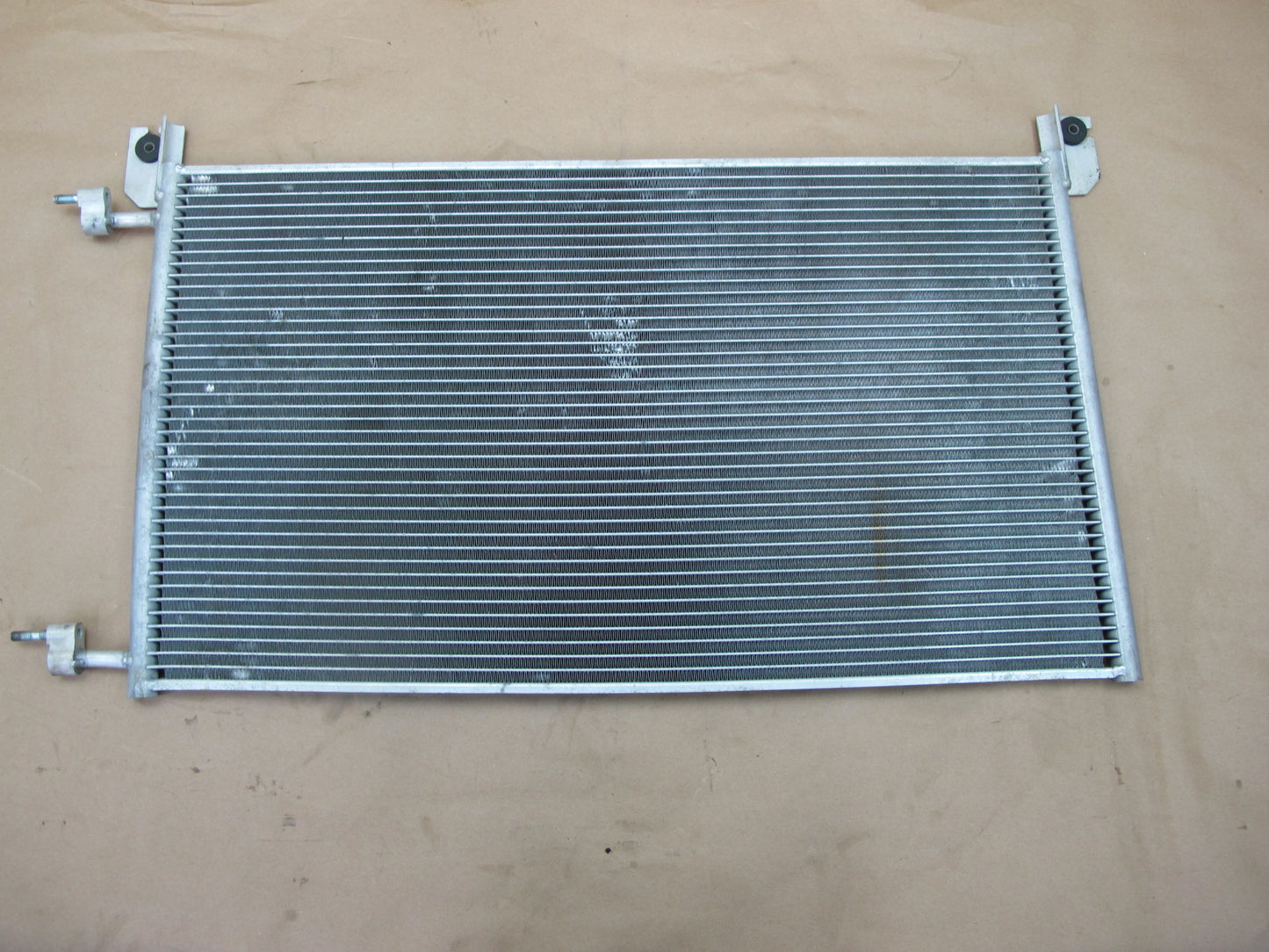 2003-2007 Hummer H2 6.0L A/C AC Air Conditioning Condenser