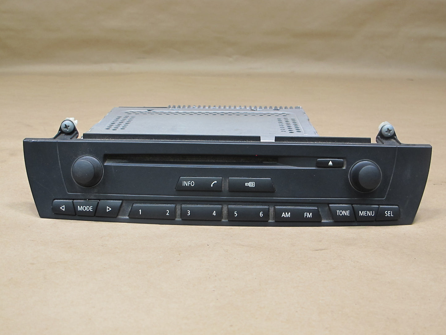 04-06 BMW E86 E85 Z4 Navigation & Audio Radio AM FM CD Player Unit 9118823 OEM