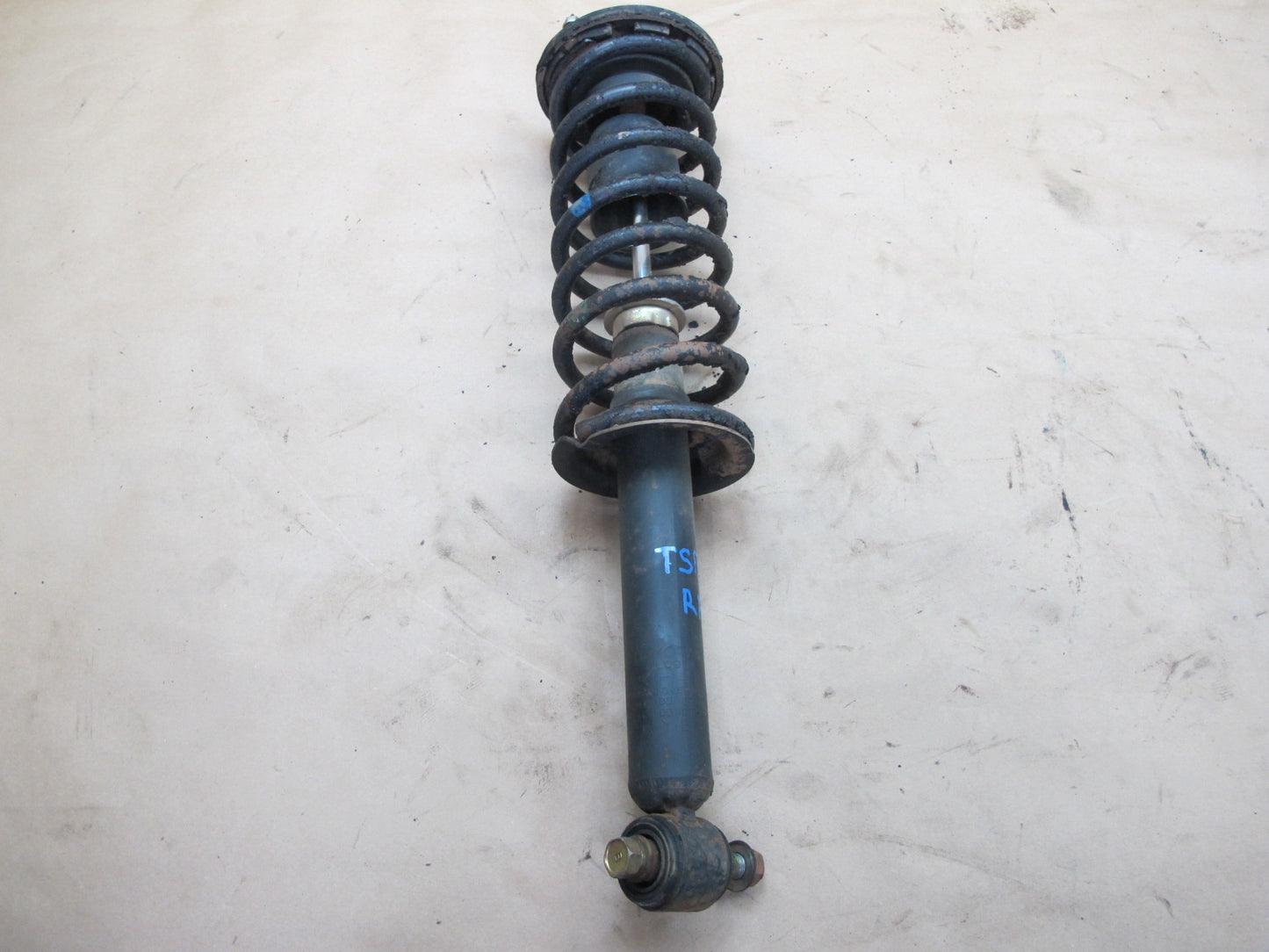 86-88 Toyota Supra MK3 NA Set of 2 Rear Left & Right Strut Shock Absorber OEM