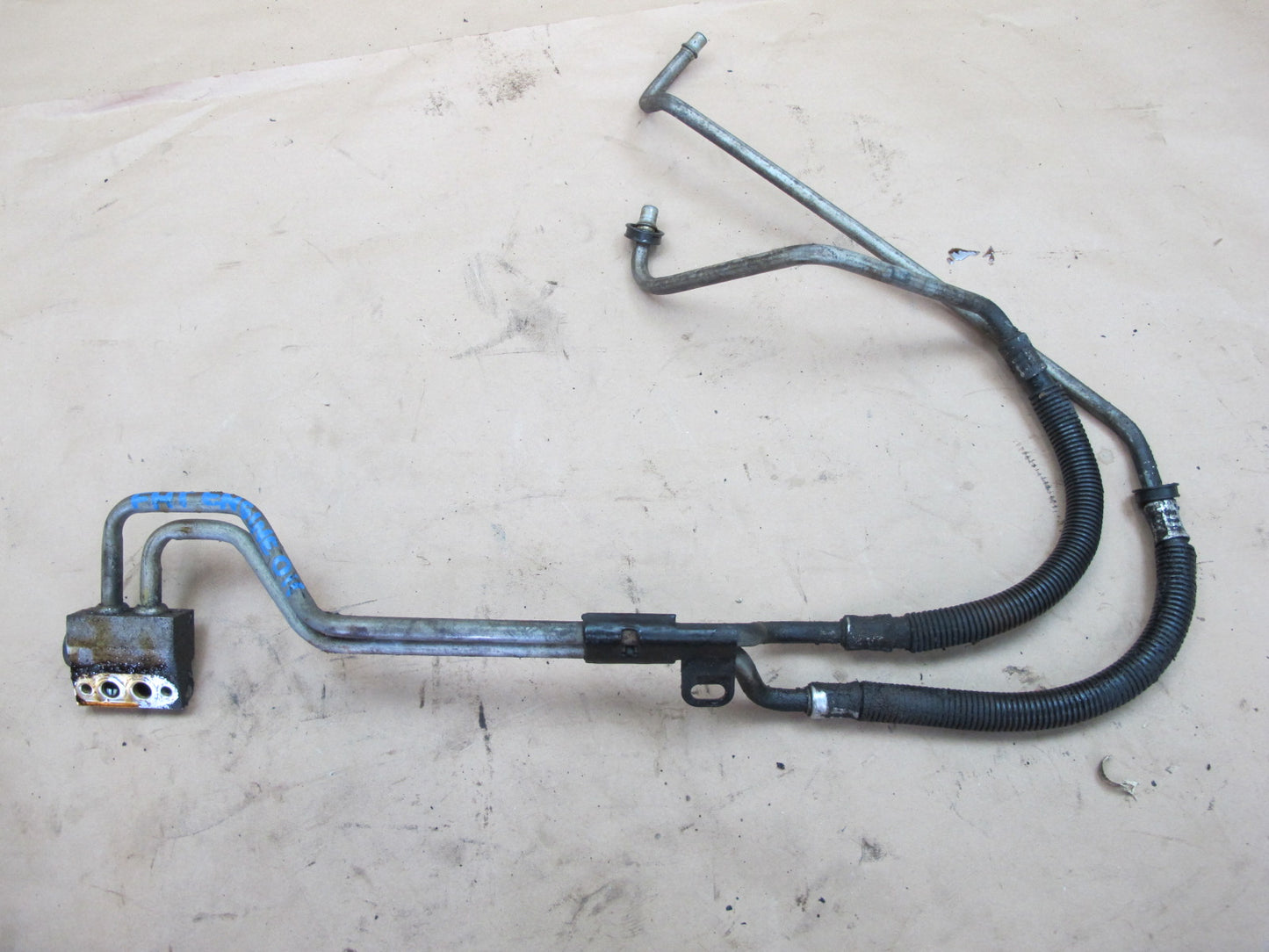 2003-2007 Hummer H2 6.0L Engine Oil Cooler Line Hose Pipe Tube Set