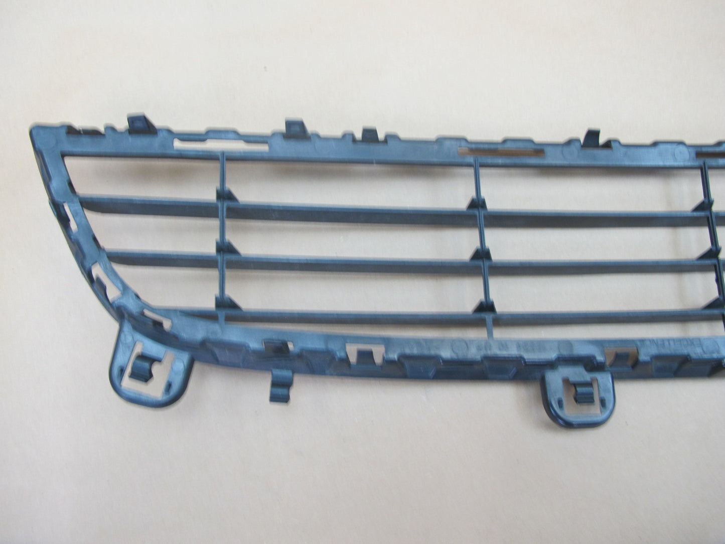 14-18 BMW F15 X5 Front Bumper Lower Center Grille Trim OEM