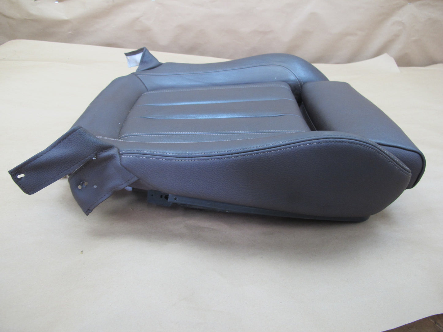 14-18 BMW F15 X5 Front Left Driver Sport Heated Seat Lower Leather Cushion OEM