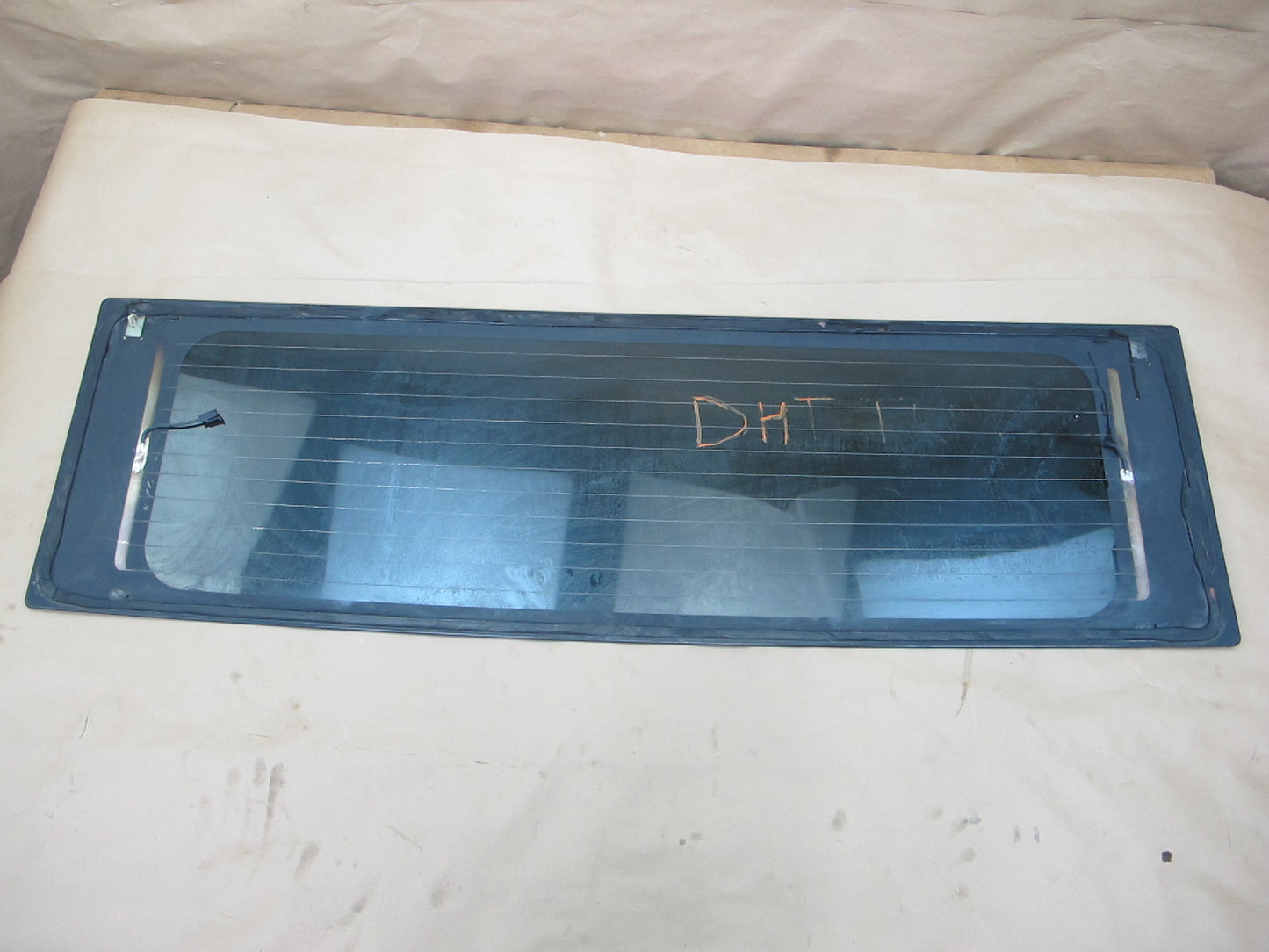 2003-2009 Hummer H2 Rear Trunk Tailgate Lift Gate Back Window Glass