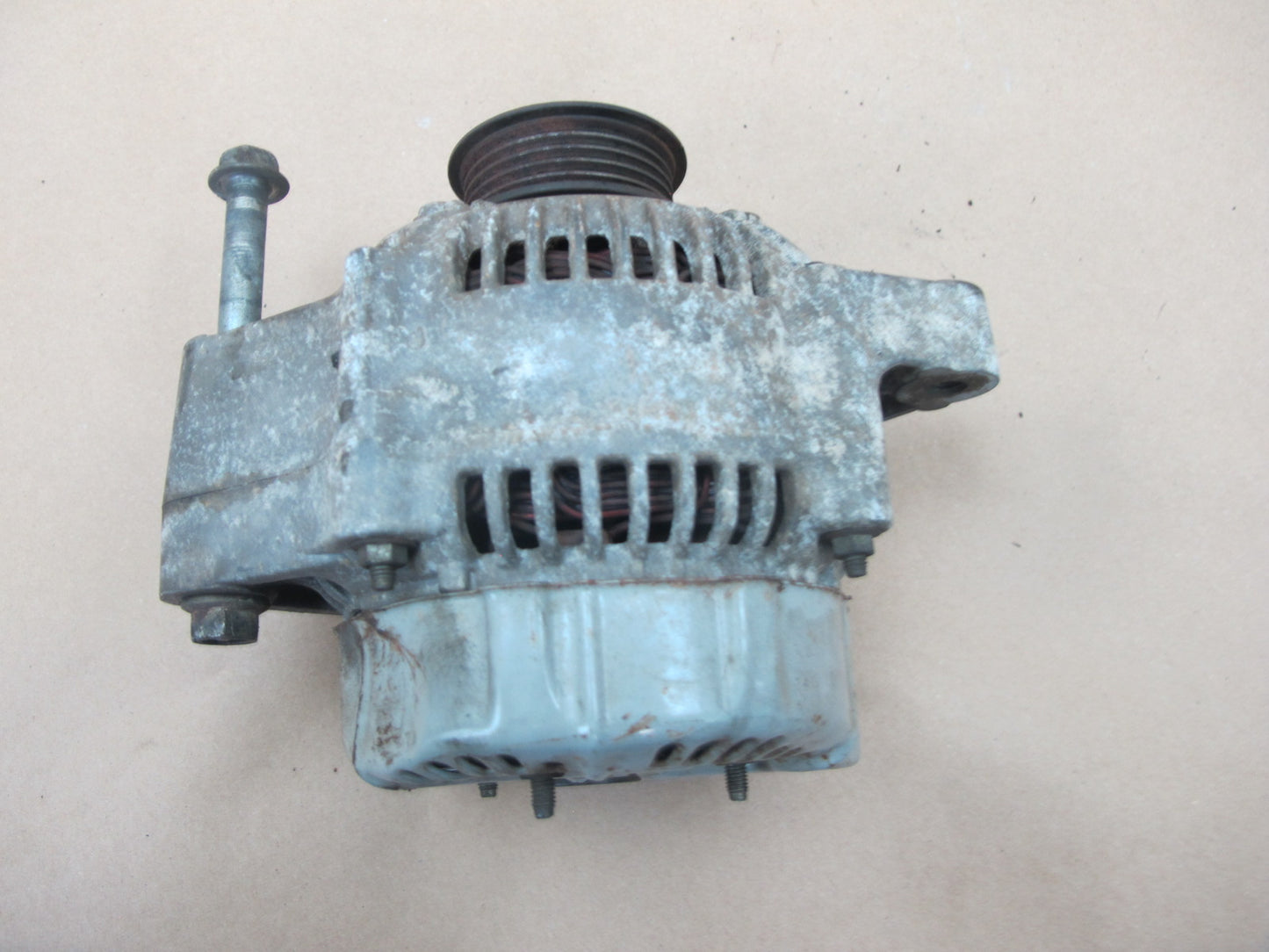 86-92 Toyota Supra MA70L NON Turbo Engine Alternator Generator OEM