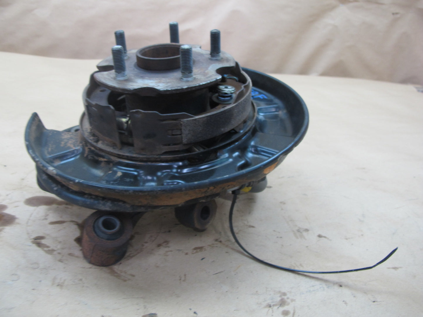 86-92 Toyota Supra MA70L Rear Right Spindle Knuckle Wheel Hub Bearing OEM